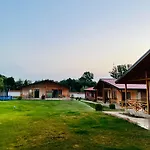 “планински рай” Mountain Paradise Konukevi 4*