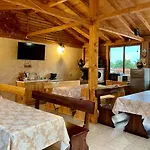 “планински рай” Mountain Paradise 4* Resilovo