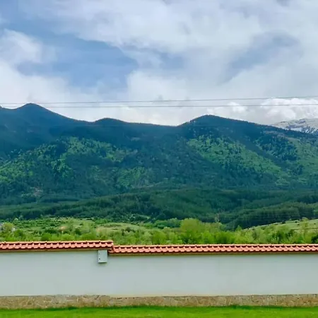 “планински рай” Mountain Paradise 4* Resilovo