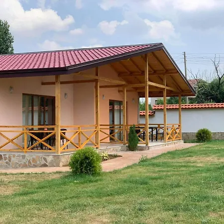 Къща за гости “планински рай” Mountain Paradise