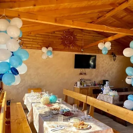 Къща за гости “планински рай” Mountain Paradise 4*