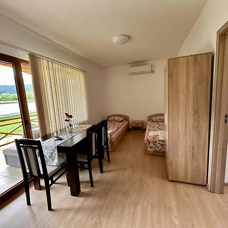 Pensión “планински рай” Mountain Paradise 4*