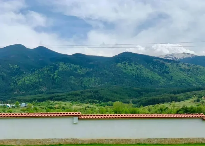 “планински рай” Mountain Paradise 4* Resilovo