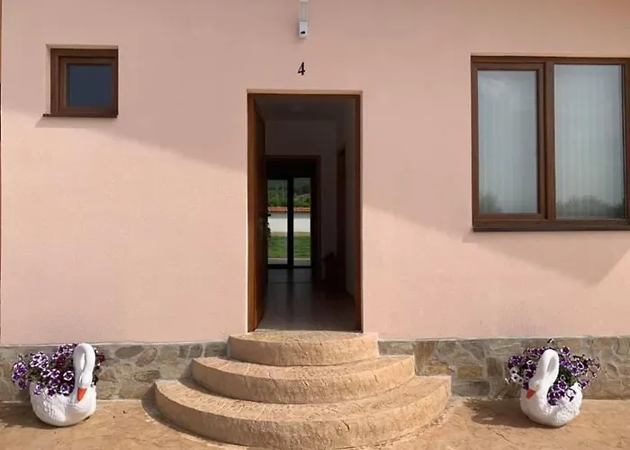 “планински рай” Mountain Paradise Affittacamere 4*